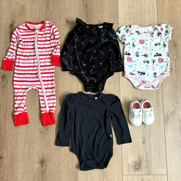 Bundle of Baby Toddler Girl Clothing Size 12-18 Months